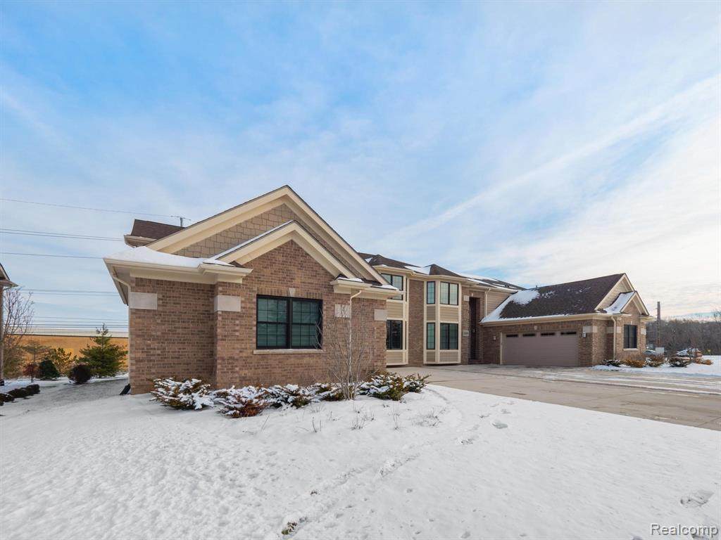 20282 Beacon Way - Photo 1
