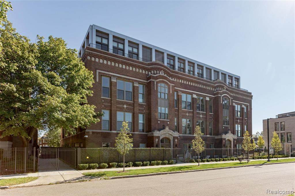 1454 Townsend St #403 - Photo 1