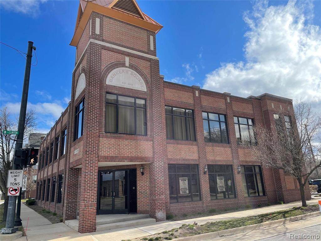 207 Michigan Avenue - Photo 1