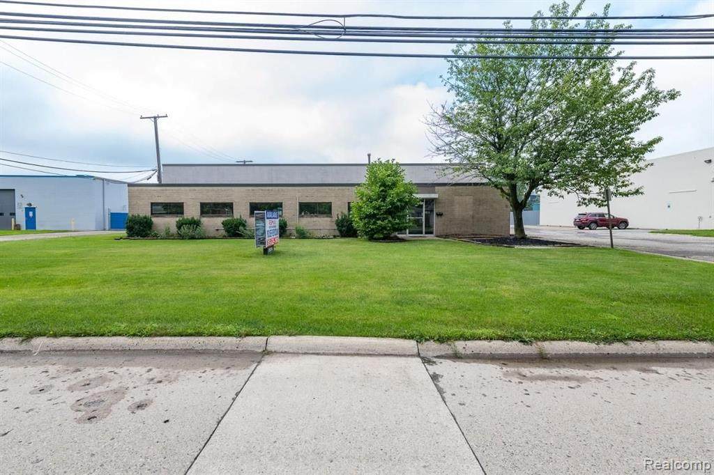25215 Glendale Street - Photo 1