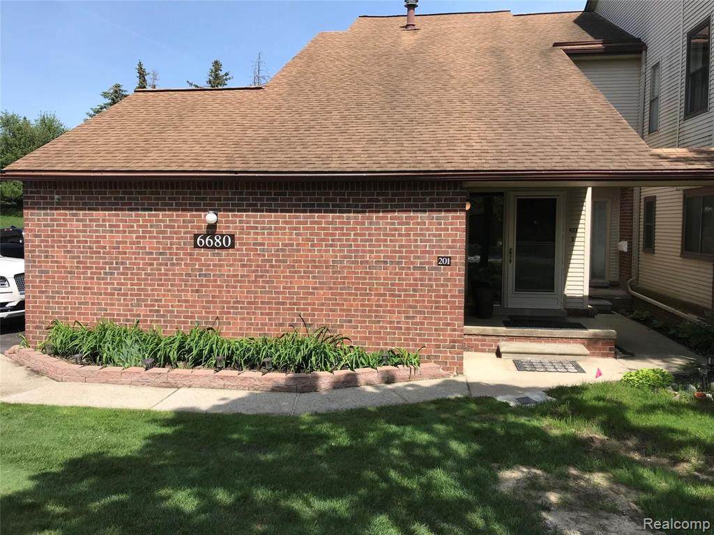 6680 Ridgefield Cir Apt 201 - Photo 1