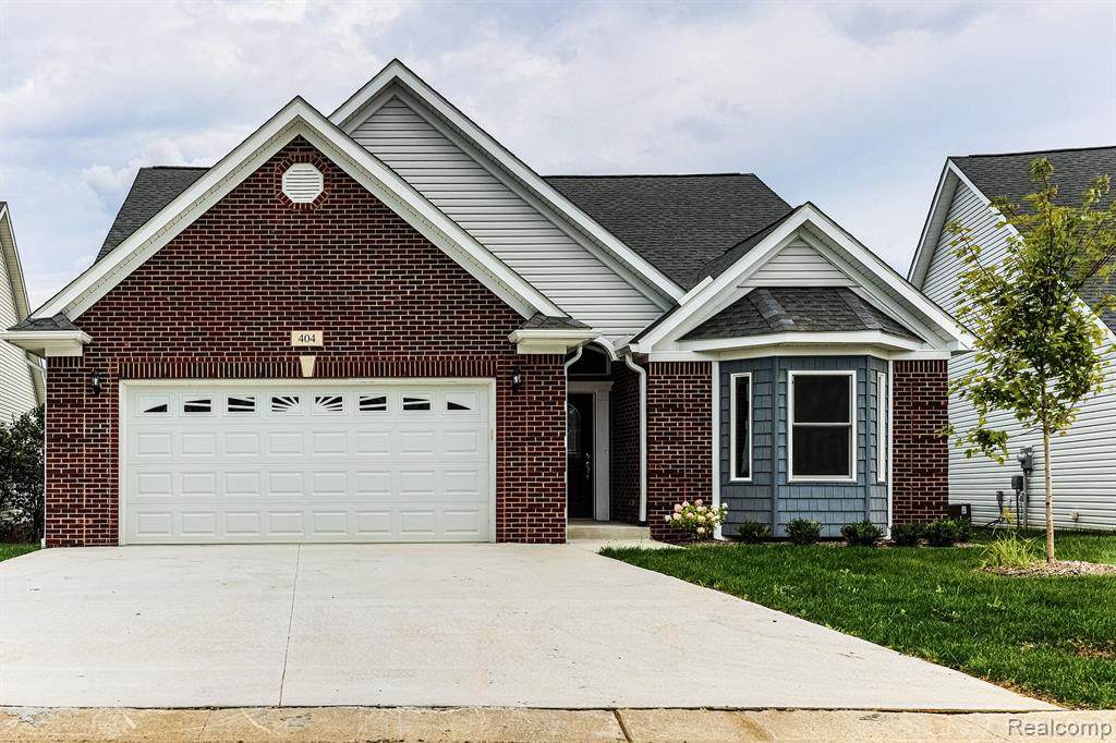 331 Devonshire Drive - Photo 1