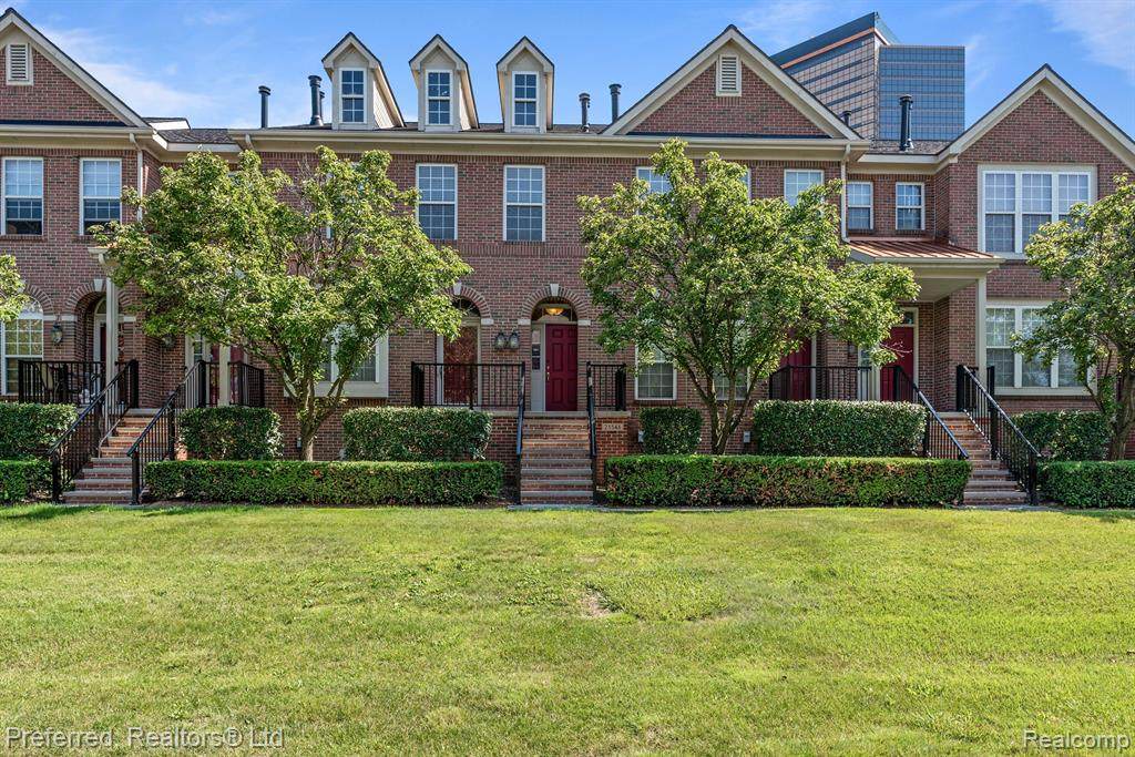 25548 Saint James - Photo 1