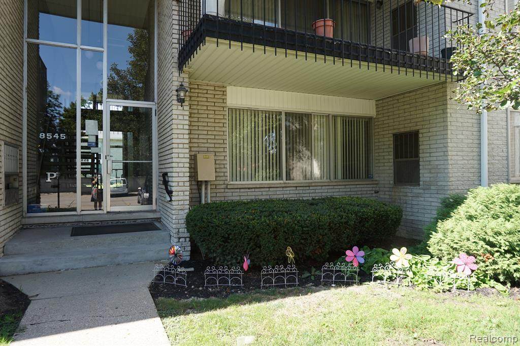 8545 Kennedy Circle - Photo 1