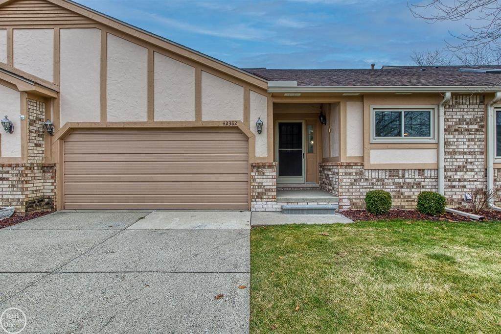 42382 Willow Tree Ln E - Photo 1
