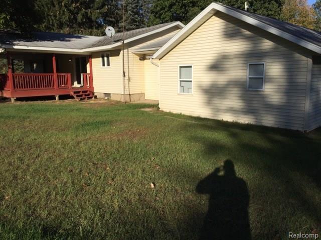 4301 Lapeer Road - Photo 1