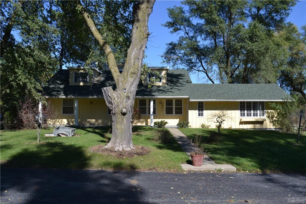 1401 Lake George Rd - Photo 1