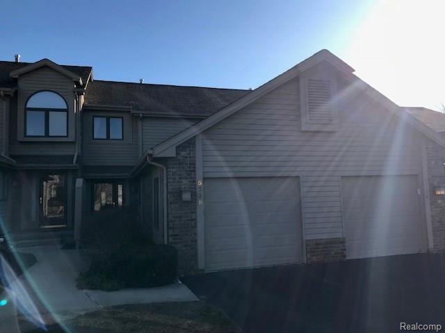 5738 Leeward Crt - Photo 1