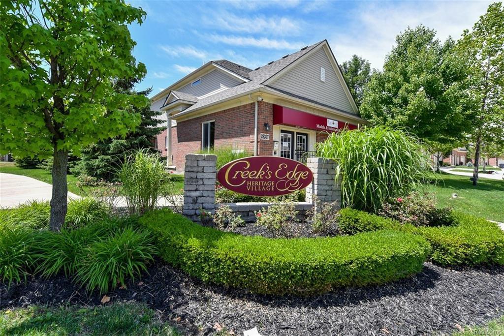 29316 Woodpark Cir - Photo 1