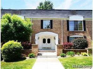 150 Long Lake Road - Photo 1