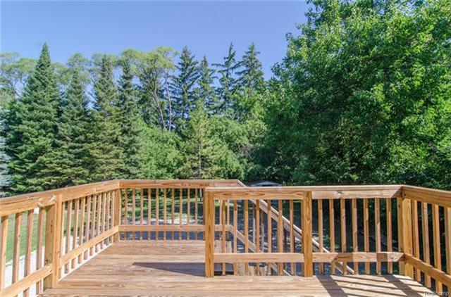 22900 Goddard Rd - Photo 1