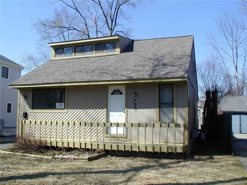 755 Emmons Ave - Photo 1
