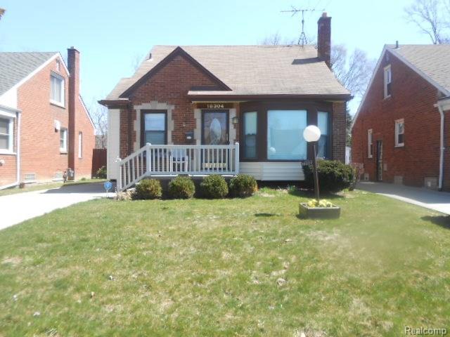 18304 Faust Ave - Photo 1