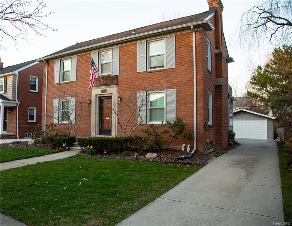 352 Mckinley Ave - Photo 1
