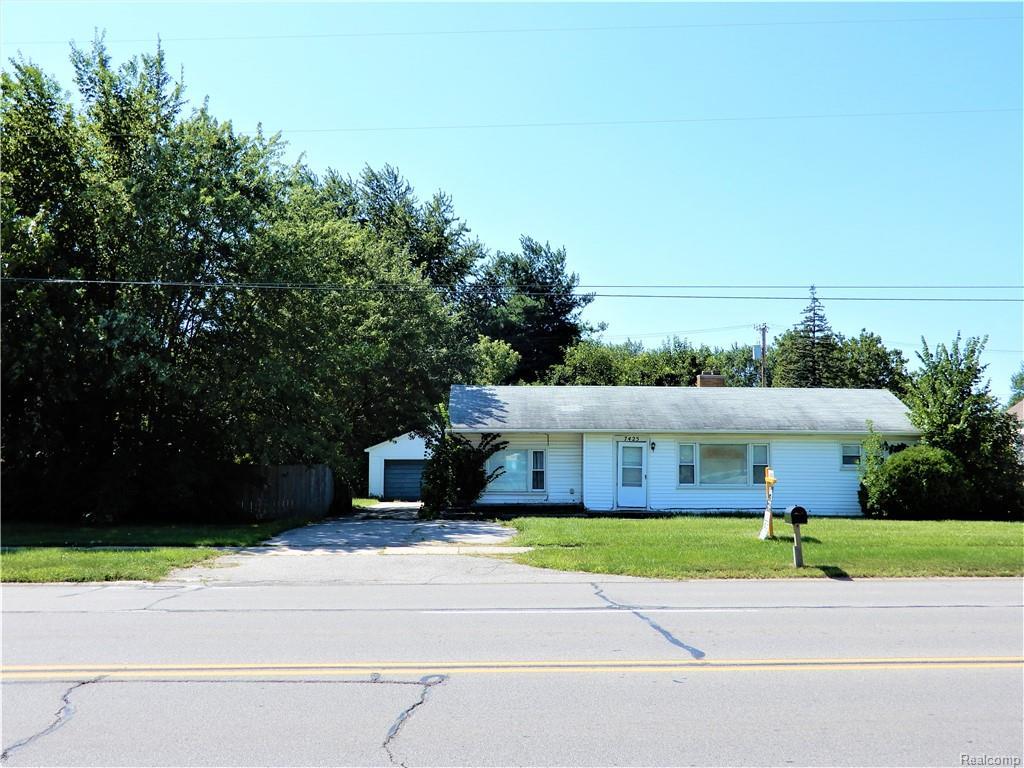 7425 Inkster Rd - Photo 1