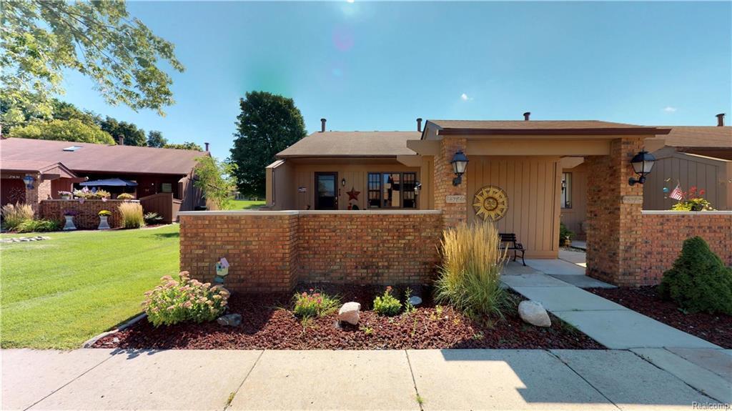 25126 Jefferson Crt - Photo 1