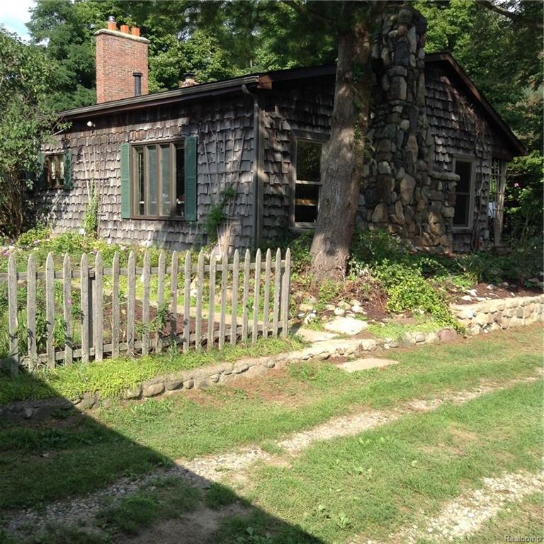 10401 Hadley Rd - Photo 1