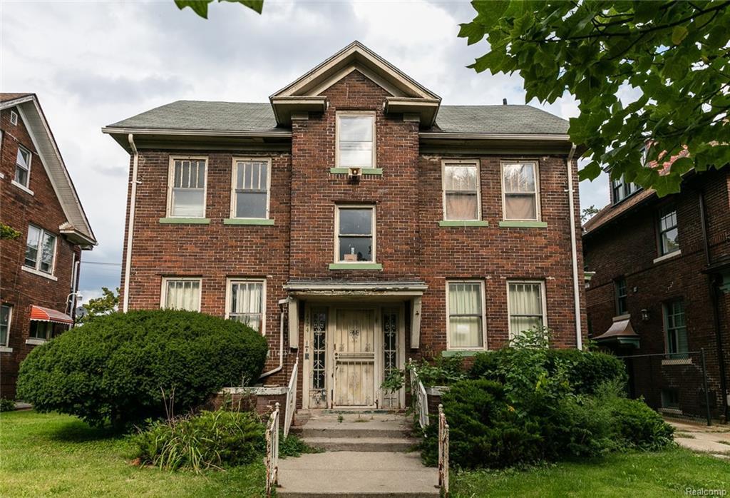 1724 Seyburn St - Photo 1