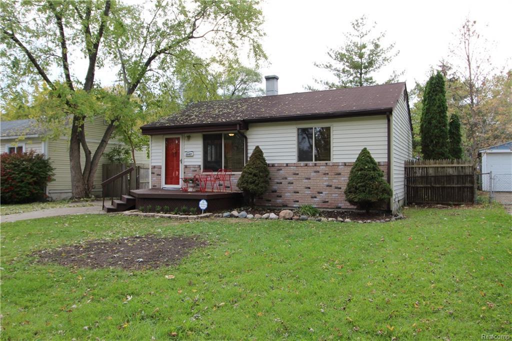 28417 Marshall St - Photo 1