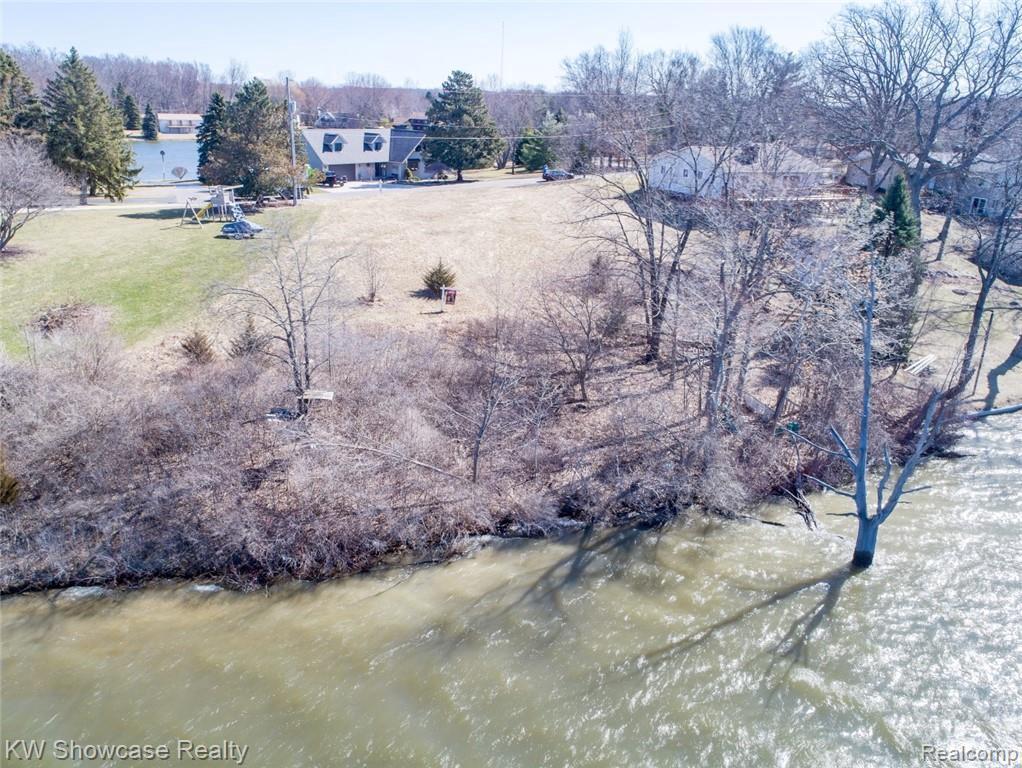 9330 Island Dr - Photo 1