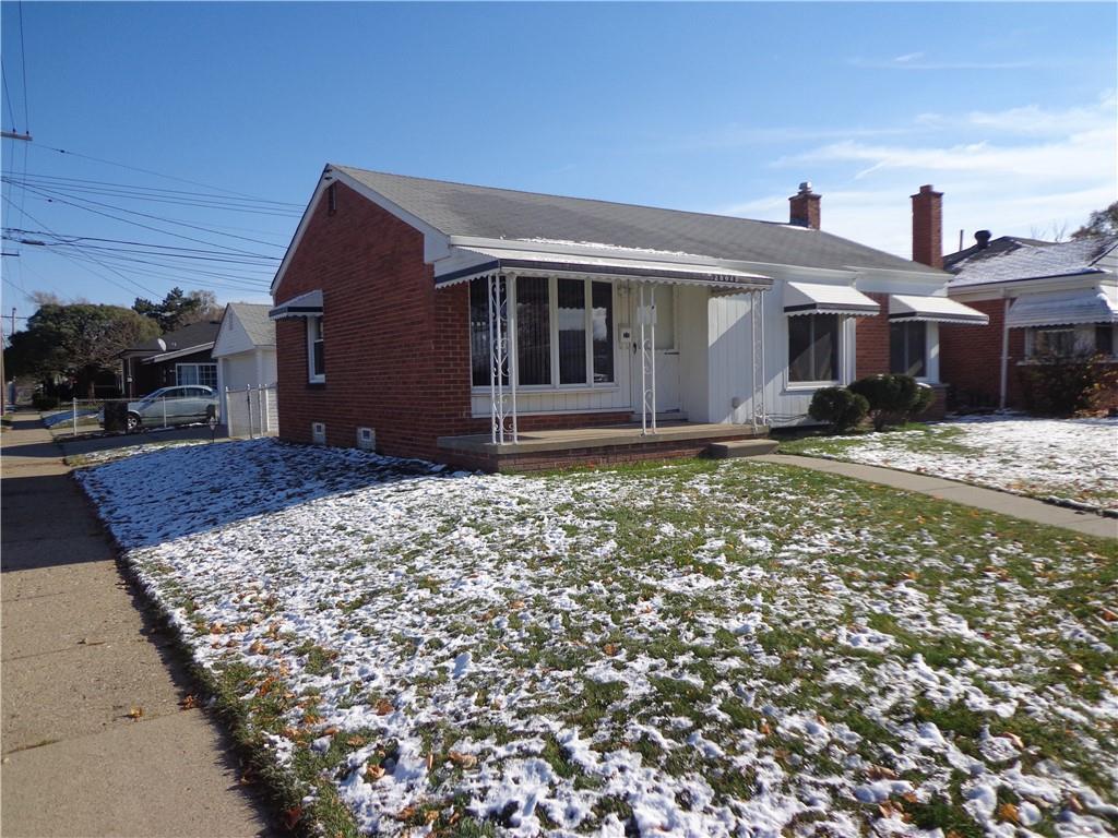 28648 Hollywood St - Photo 1