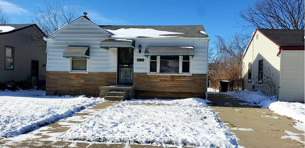 19697 Dwyer St - Photo 1