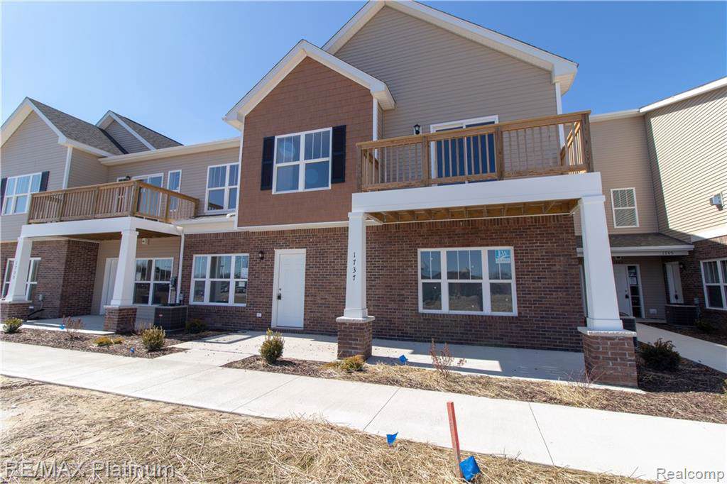 1737 Welland St - Photo 1