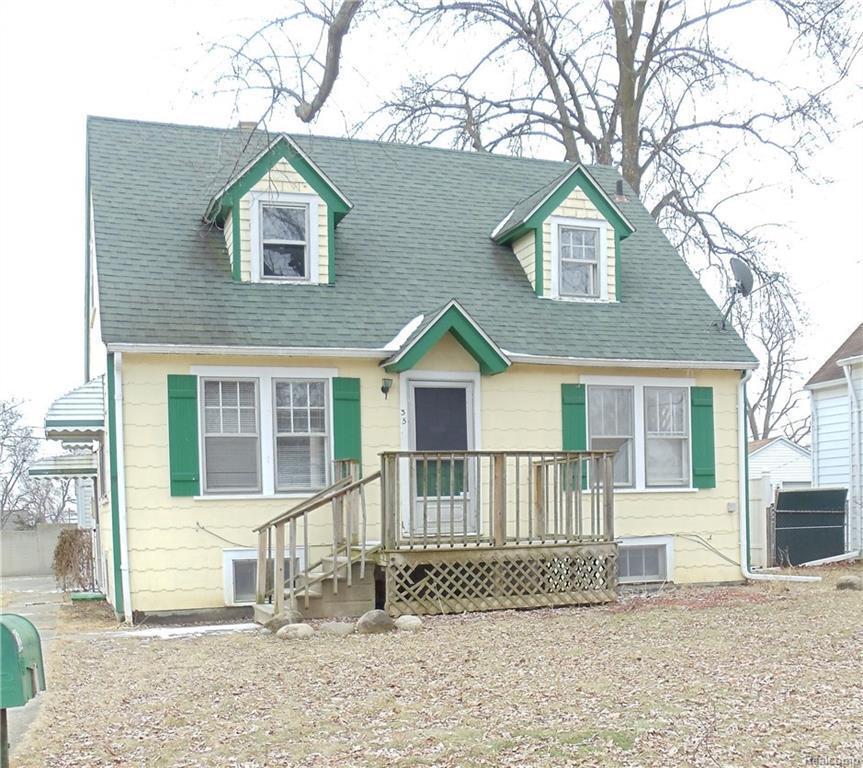 35 Preston Ave - Photo 1