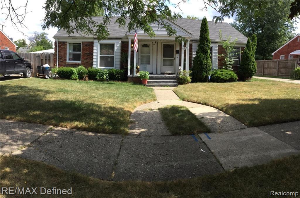 18599 Roscommon St - Photo 1