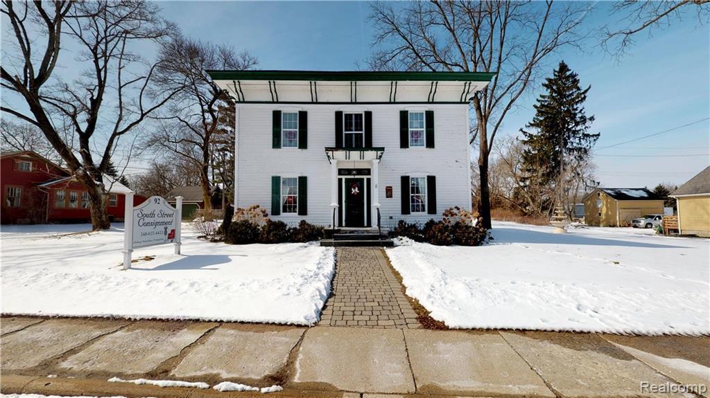 92 South St - Photo 1