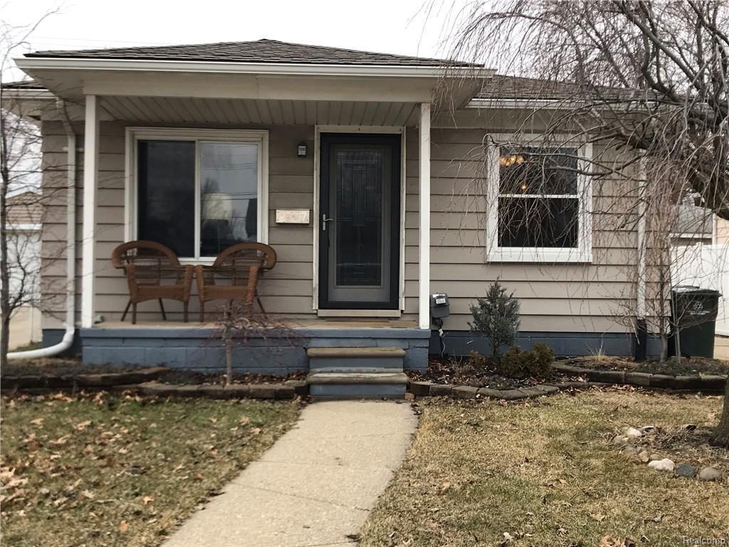 20017 Avalon St - Photo 1