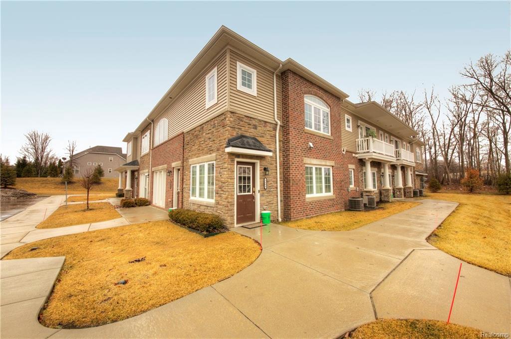 5604 Arbor Chase Dr - Photo 1