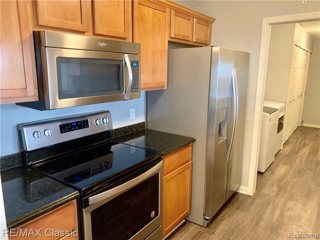 4346 Deeside Dr - Photo 1