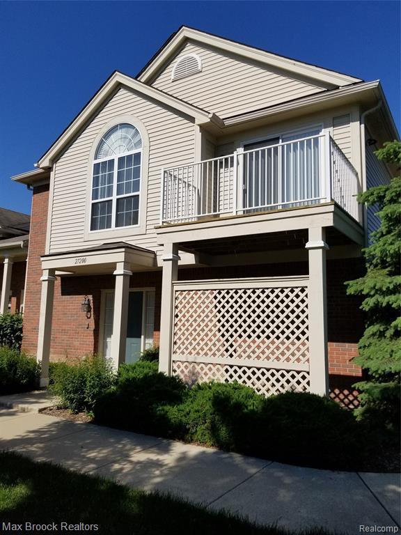 27200 Chesapeake Cir - Photo 1