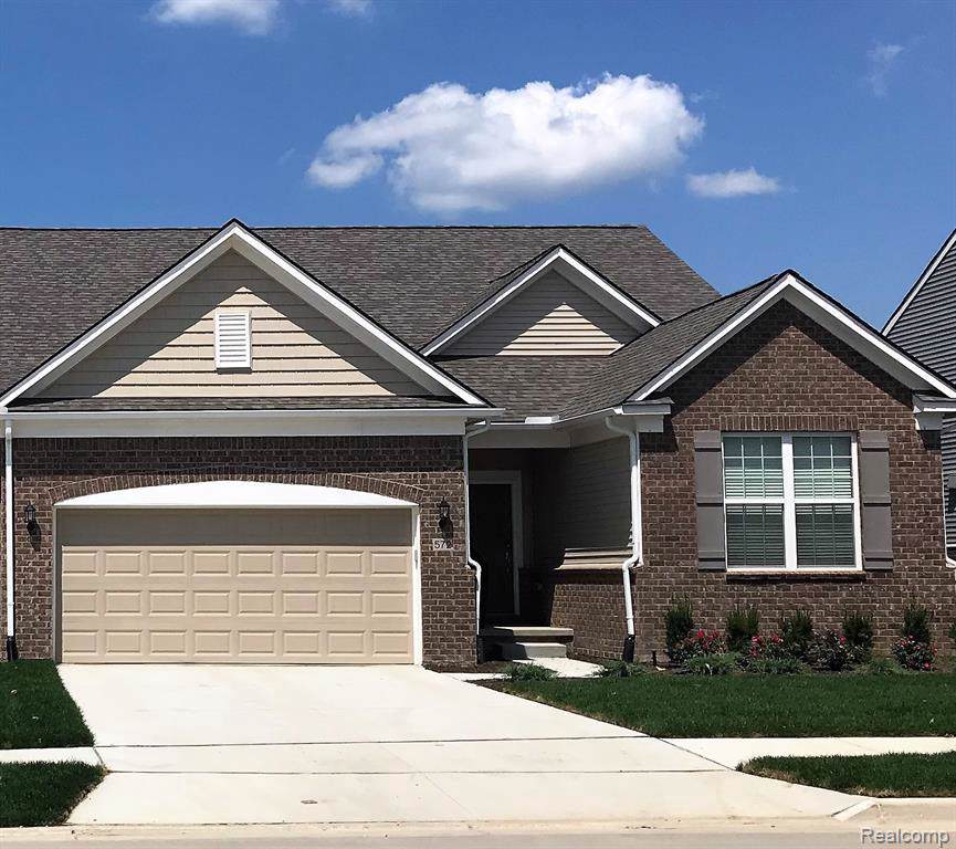 412 Henstride Crt - Photo 1