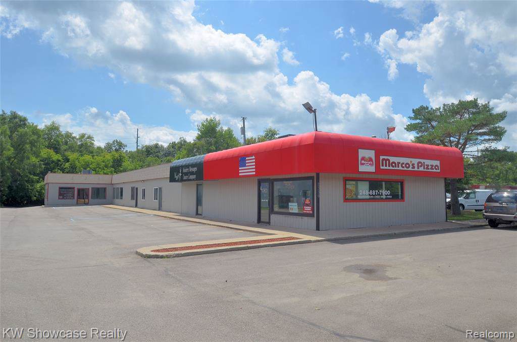 2336 Highland Rd - Photo 1