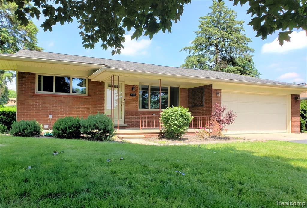 8409 Southfield Dr - Photo 1