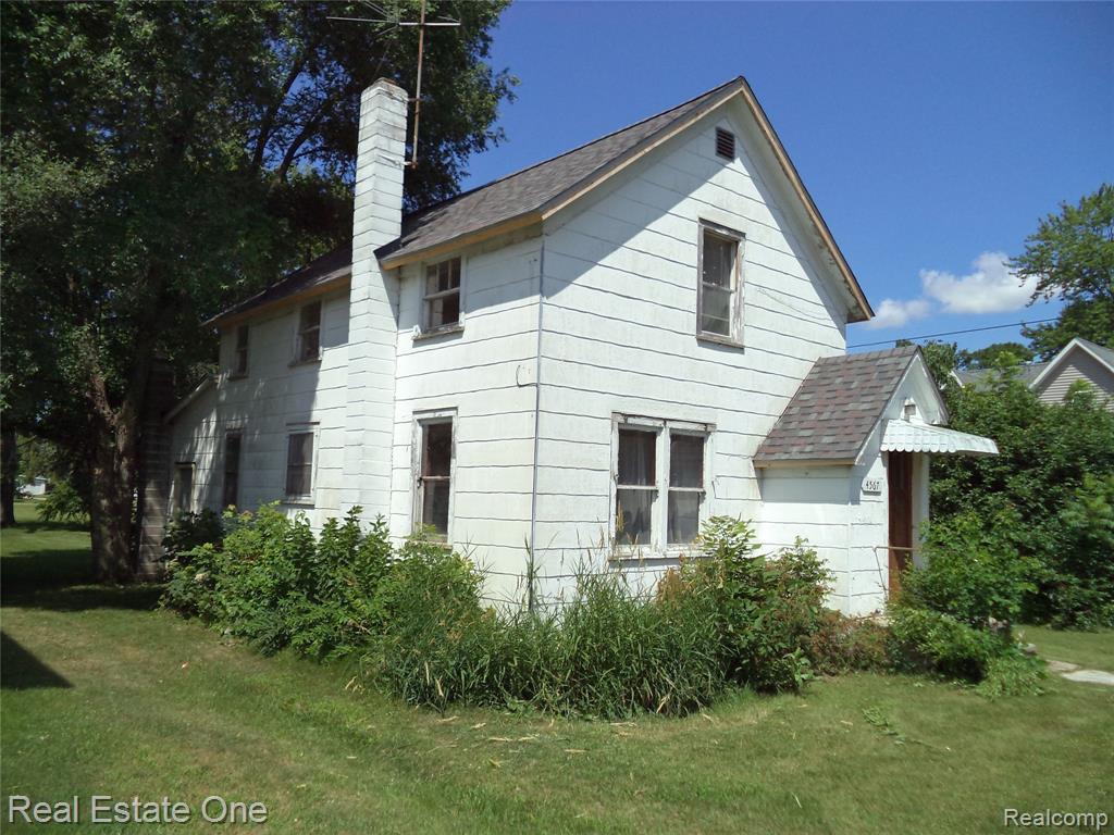 4567 Seeger St - Photo 1