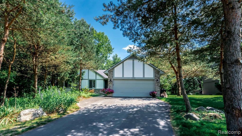 12289 Windcliff - Photo 1