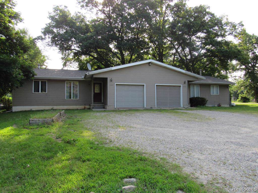 7493 Pinckney Rd - Photo 1