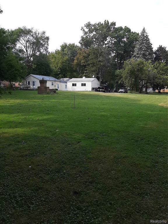 23705 Mary St - Photo 1
