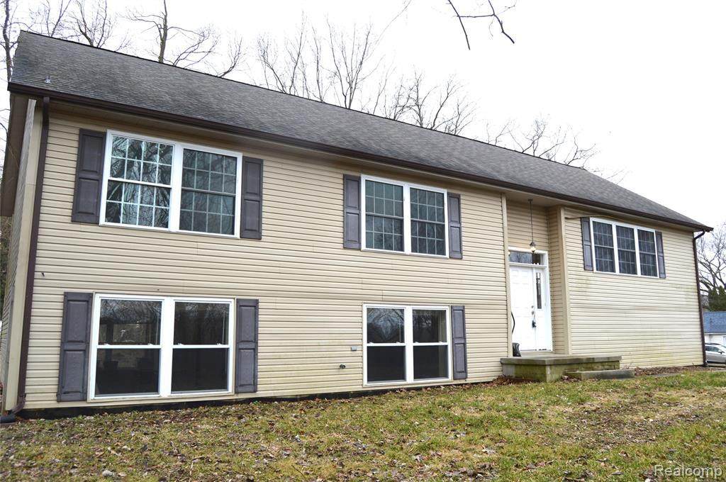 5013 Crestview Dr - Photo 1