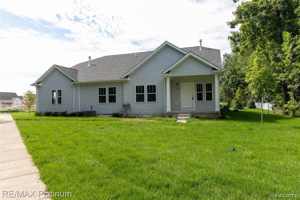 1732 Carlisle St - Photo 1