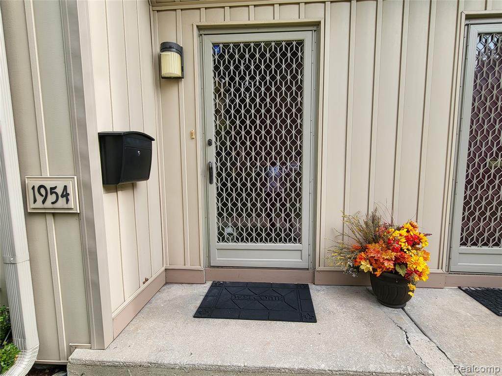 1954 Hyde Park Street - Photo 1