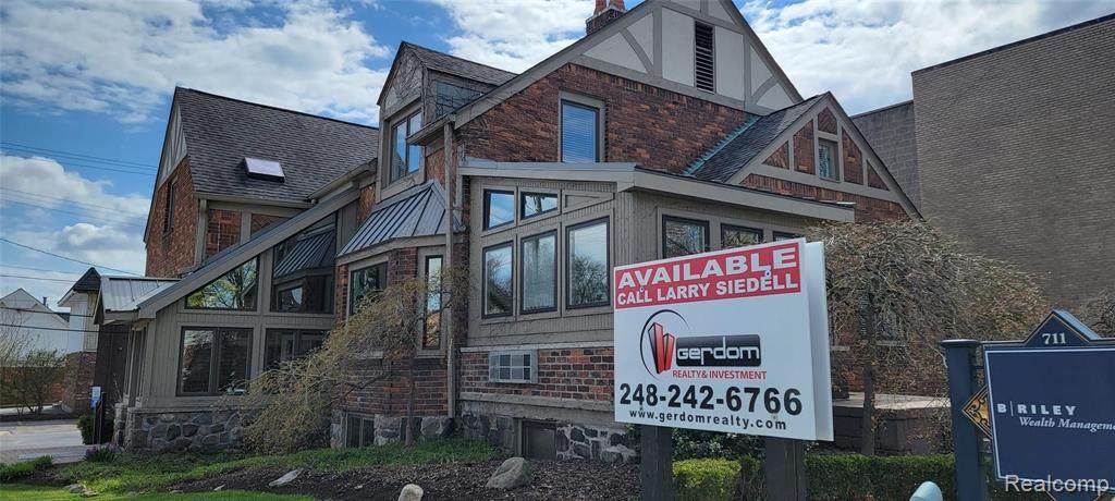 711 Ann Arbor Trail - Photo 1