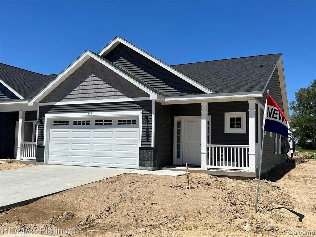 124 Crescent Avenue - Photo 1