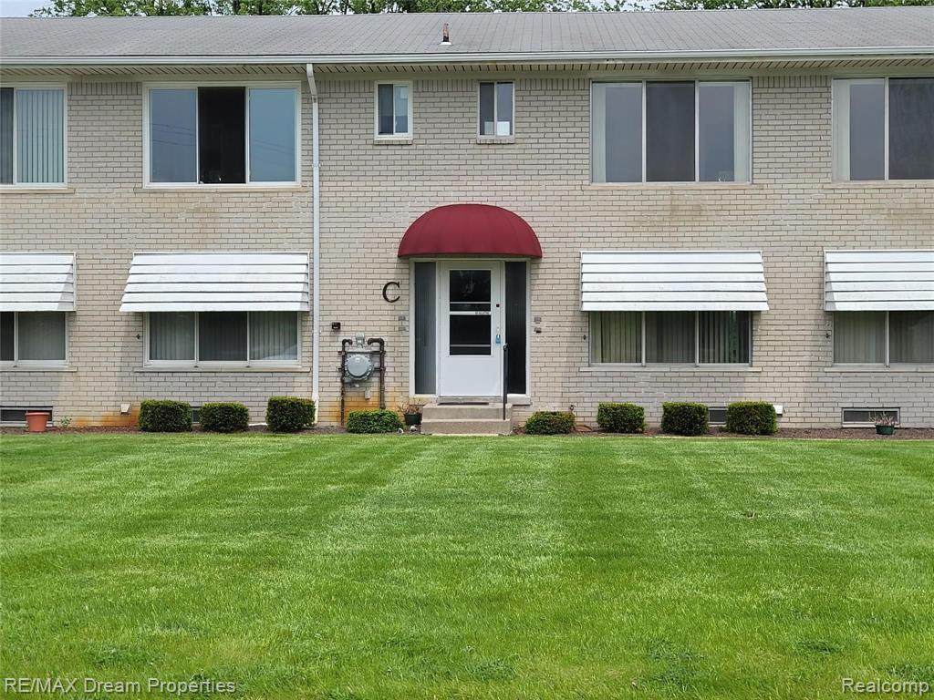 27094 Sandy Hill Ln Unit # 22 - Photo 1