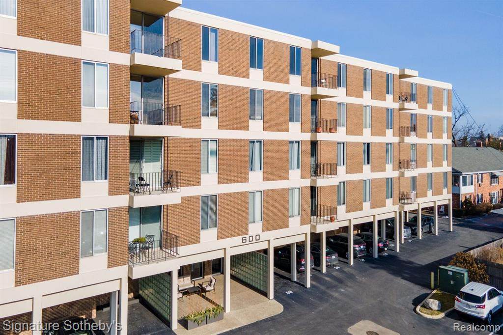 600 Brown Street - Photo 1
