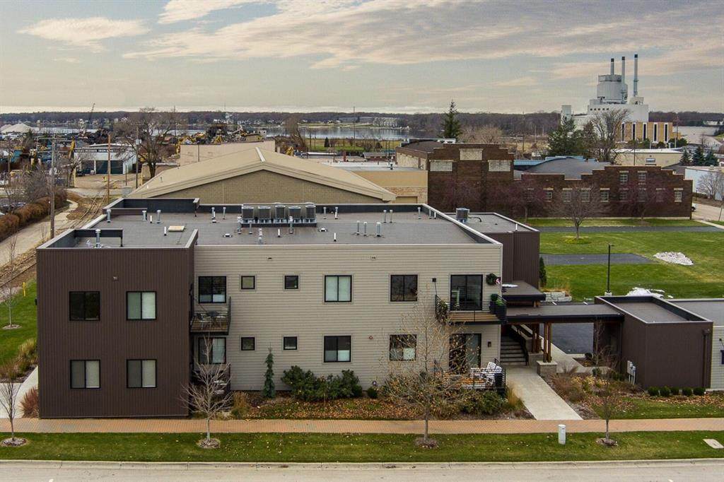 110 Central Avenue - Photo 1