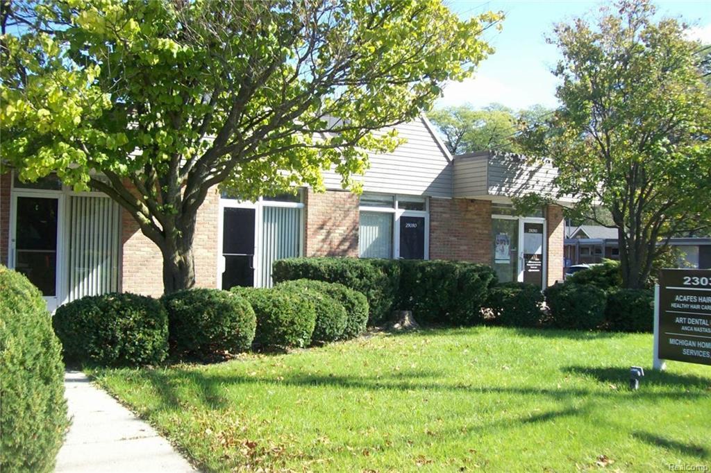 23030 Mooney St - Photo 1
